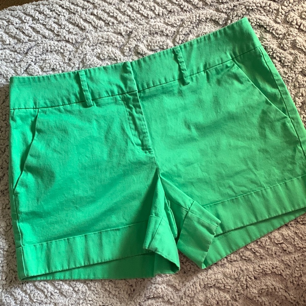 7th Avenue New York & Company Cuffed Shorts — Green — 10